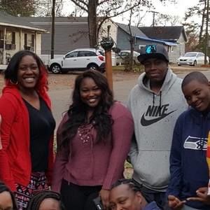 Meet your Posher, Fee